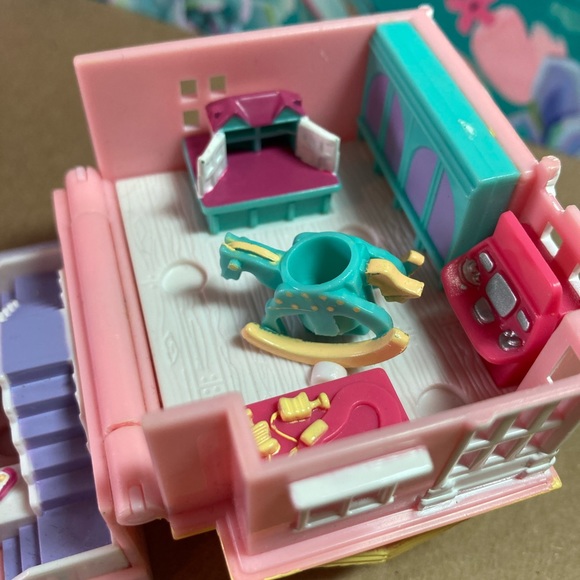 Vintage 1993 | Polly Pocket Toy Shop - Pollyville - Picture 5 of 14